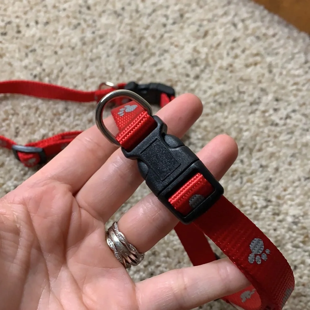 NWT Set‎ of 2 Red Reflective Paw Print Dog Collars